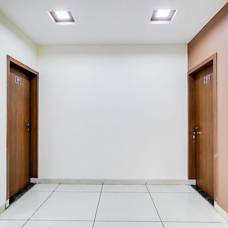 Super Collection O Indore Near Omax City 1 Kanadiya Εξωτερικό φωτογραφία