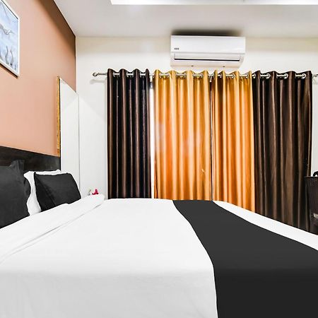 Super Collection O Indore Near Omax City 1 Kanadiya Εξωτερικό φωτογραφία