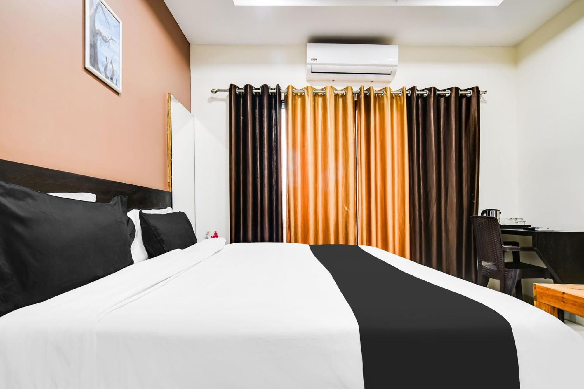 Super Collection O Indore Near Omax City 1 Kanadiya Εξωτερικό φωτογραφία