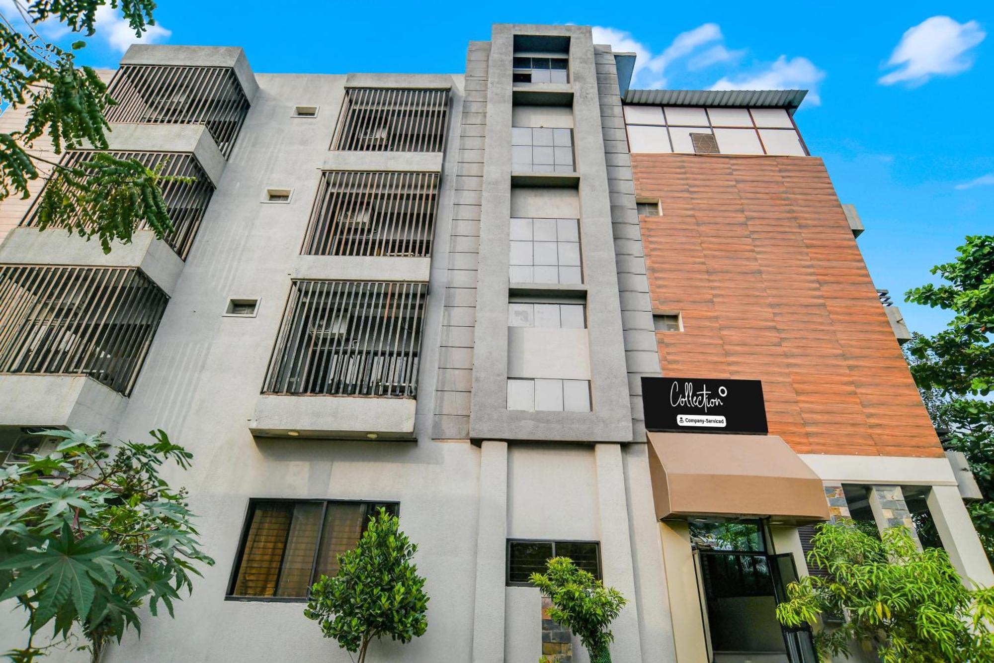 Super Collection O Indore Near Omax City 1 Kanadiya Εξωτερικό φωτογραφία
